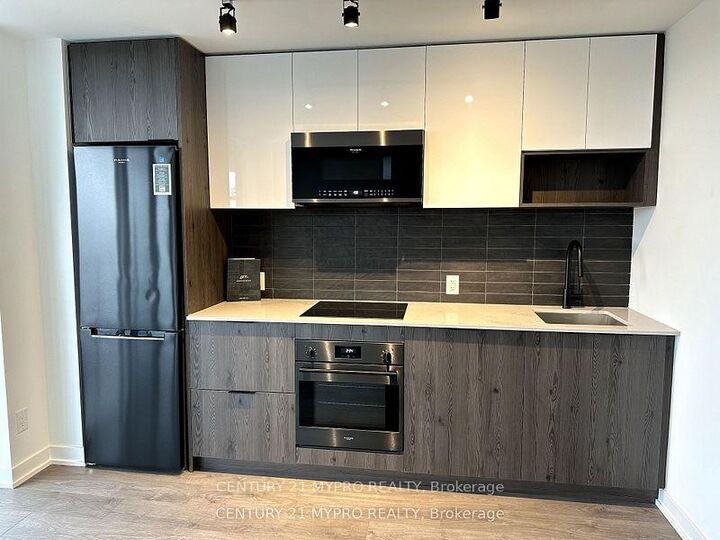 Property Photo:  5 Defries Street 505  ON M5A 3R4 