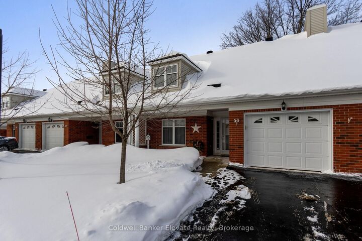 Property Photo:  2705 Kingsway Drive 36  ON N2C 2T2 