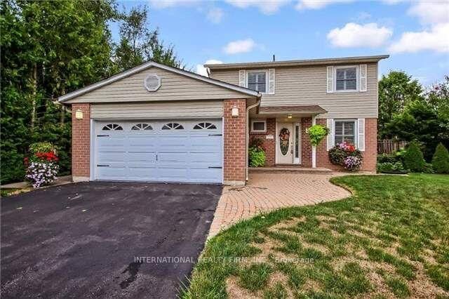 Property Photo:  333 Dixon Boulevard  ON L3Y 5C3 