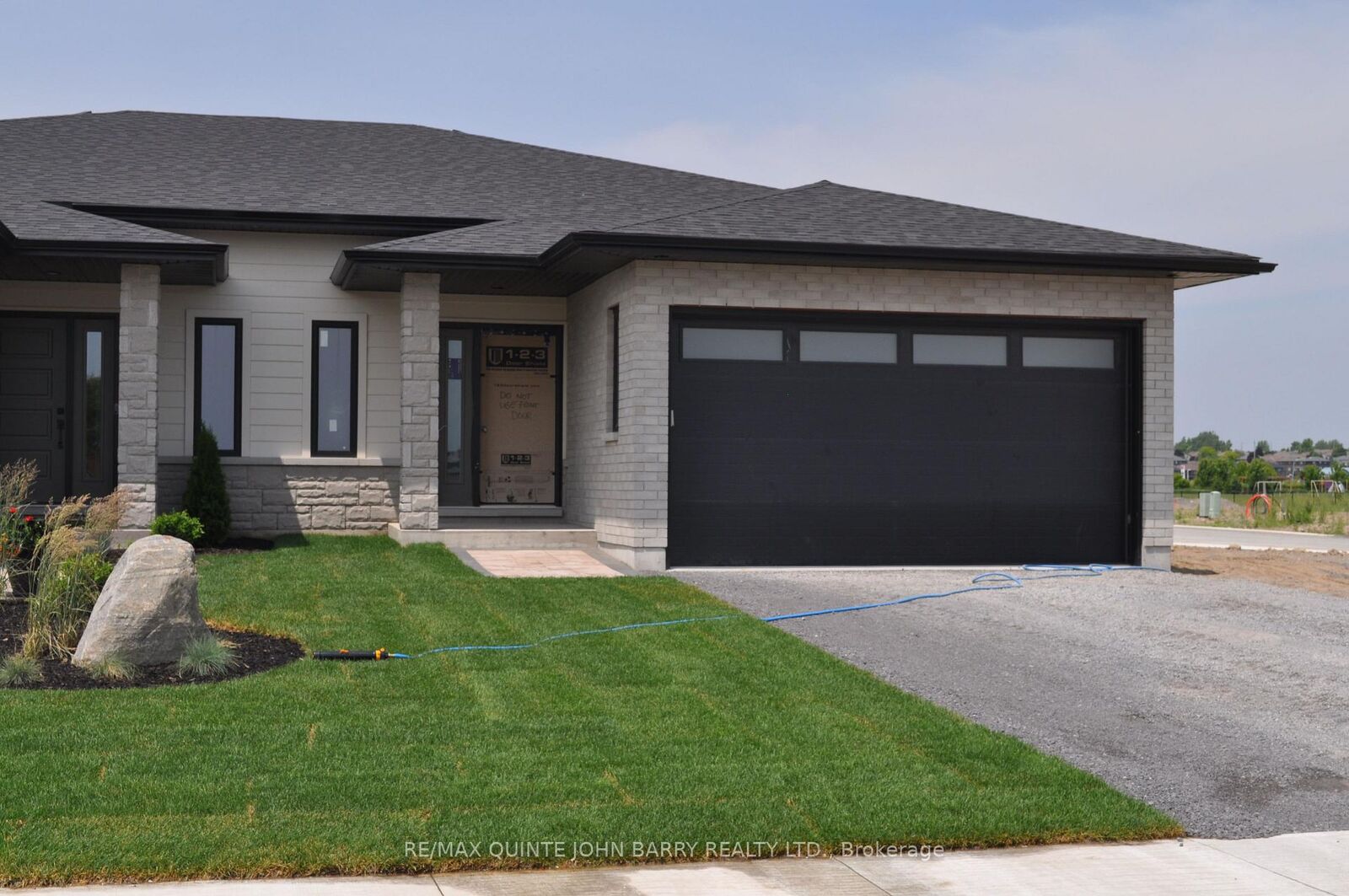 Property Photo: 27 Parkland Circle Lot 42 ON K8V 0R3