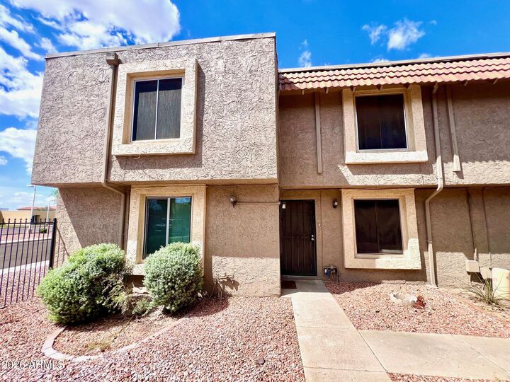 Property Photo: 6120 W Townley Avenue AZ 85302