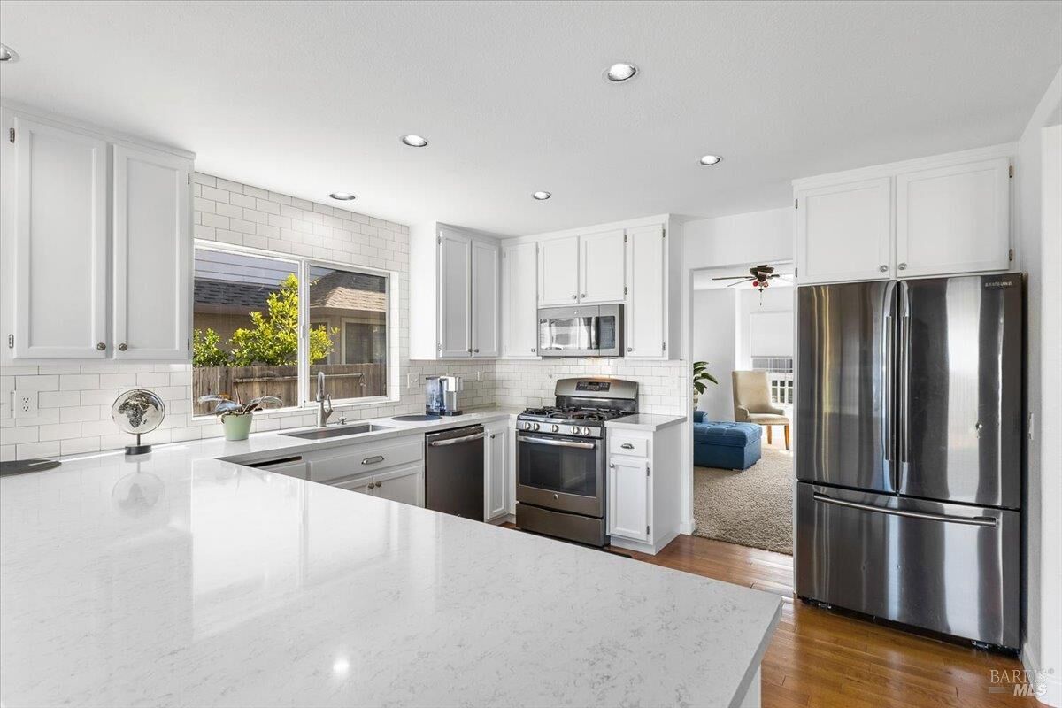 Property Photo:  1705 Walnut Creek Drive  CA 95403 