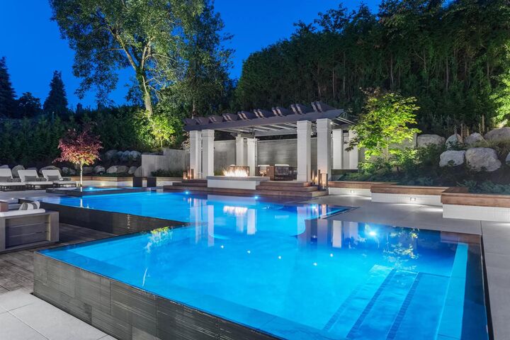 Property Photo: 1126 Wolfe Avenue BC V6H 1V8