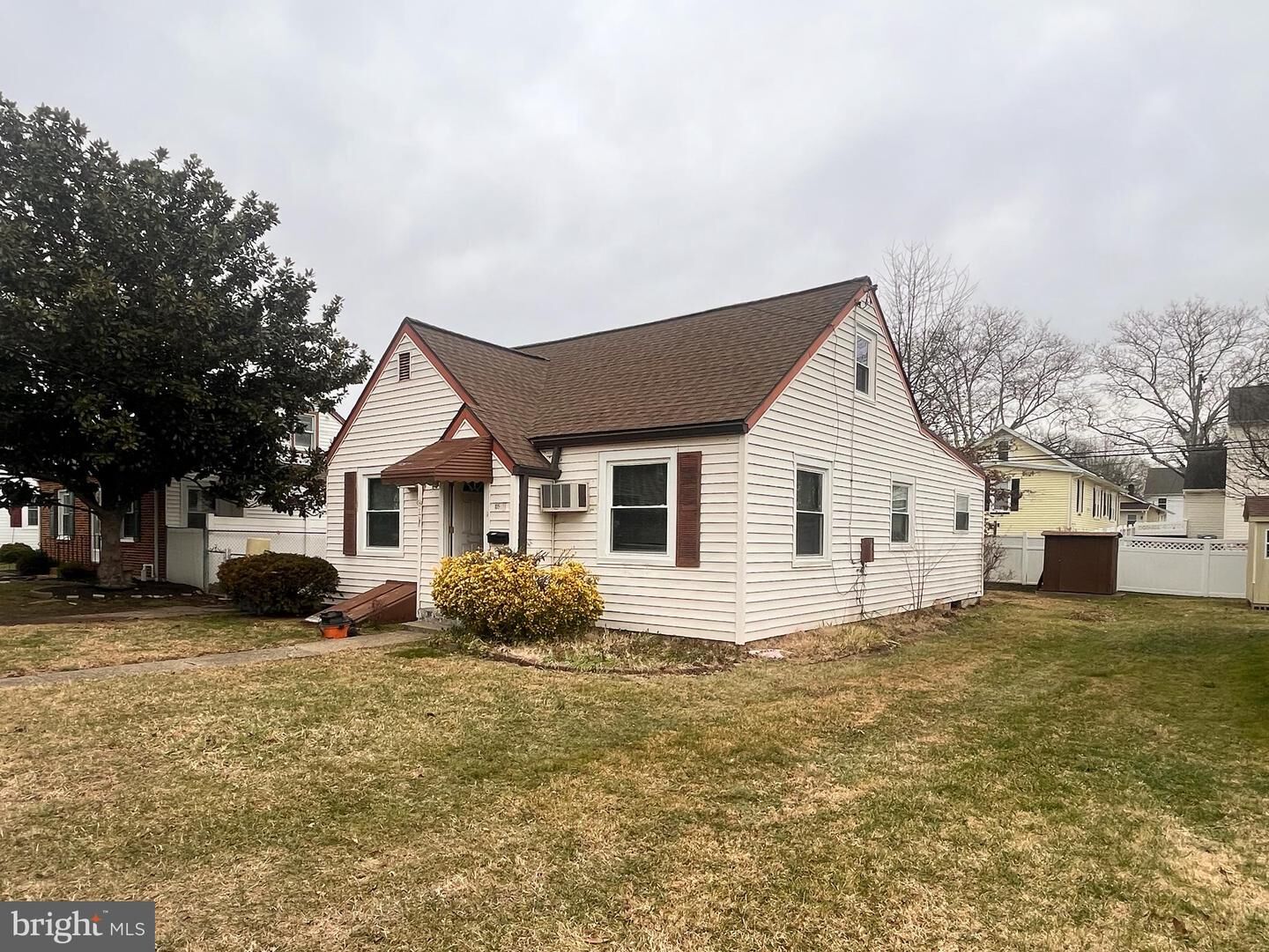 Property Photo:  105 Harding Avenue  DE 19804 