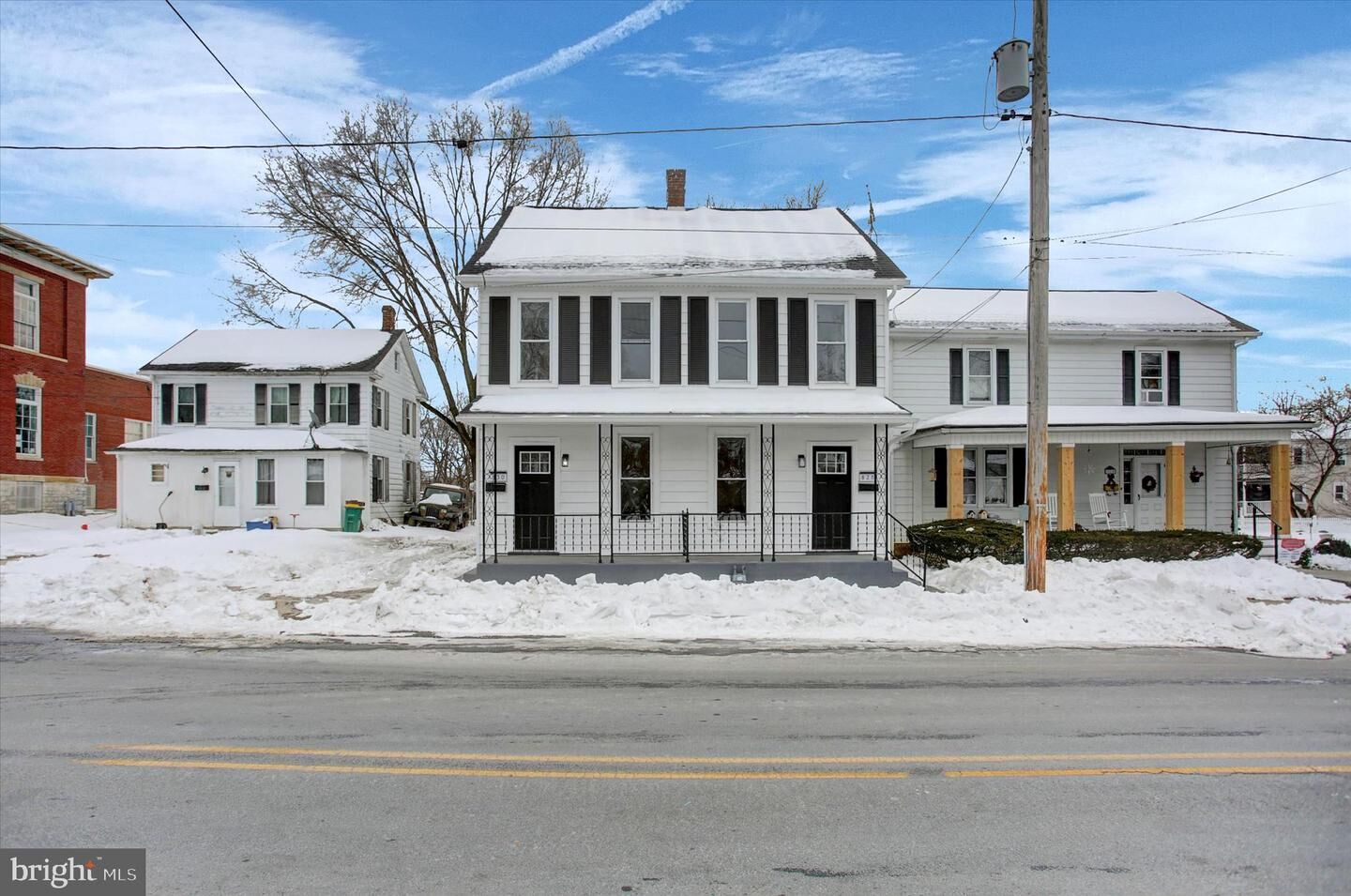 Property Photo:  828 Broad Street  PA 17201 