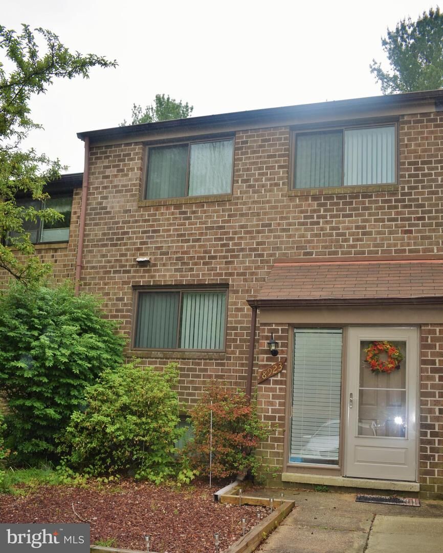 Property Photo:  8923 Skyrock Court  MD 21046 