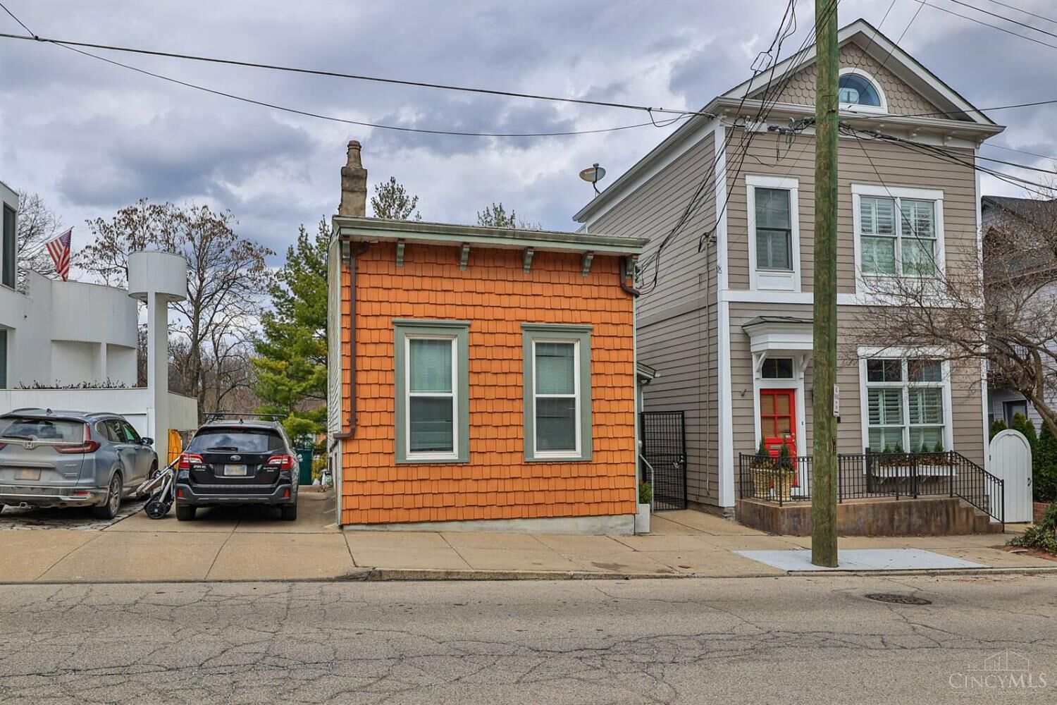 Property Photo:  982 Hatch Street  OH 45208 