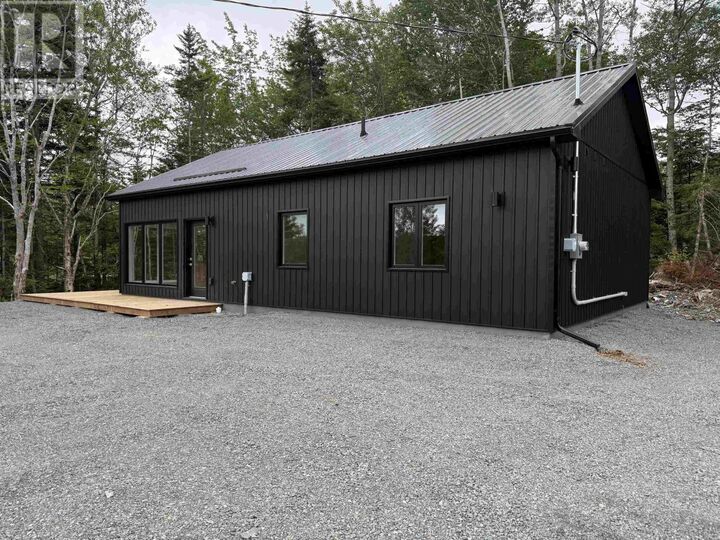 Property Photo: 37 Lakewood Court 276 NS B0J 1Z0