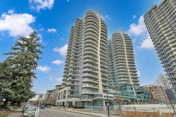 Property Photo:  1500 Martin Street 804  BC V4B 0C2 