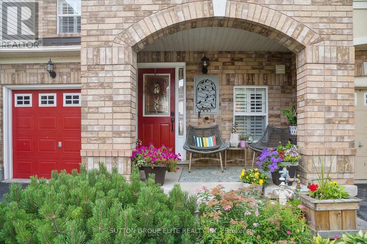 Property Photo: 636 Porter Way ON L9T 5W2