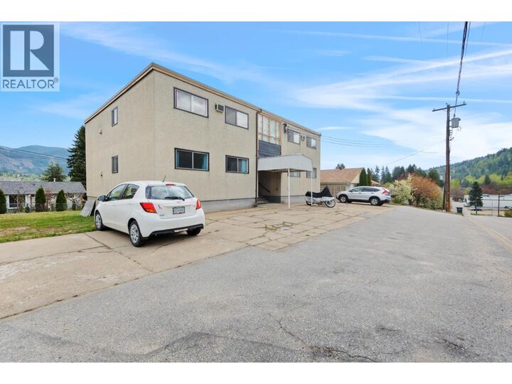 Property Photo: 525 11th Avenue BC V1N 1J6