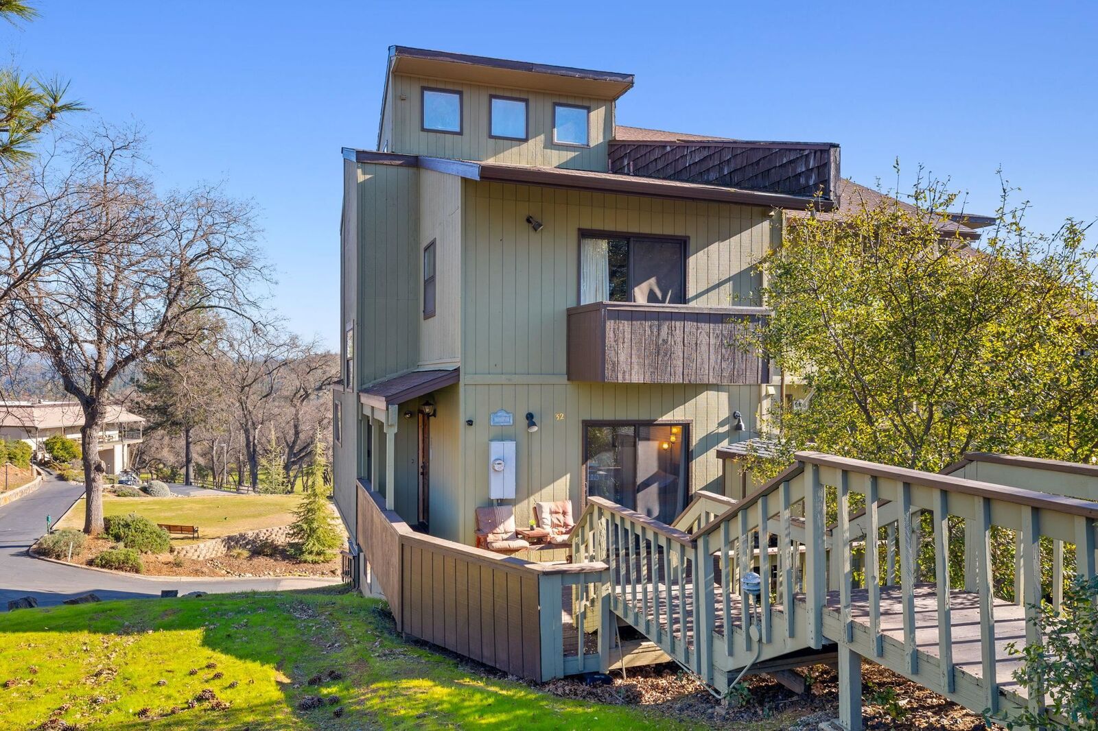 Property Photo: 12757 Junipero Serra Ct 32 CA 95321