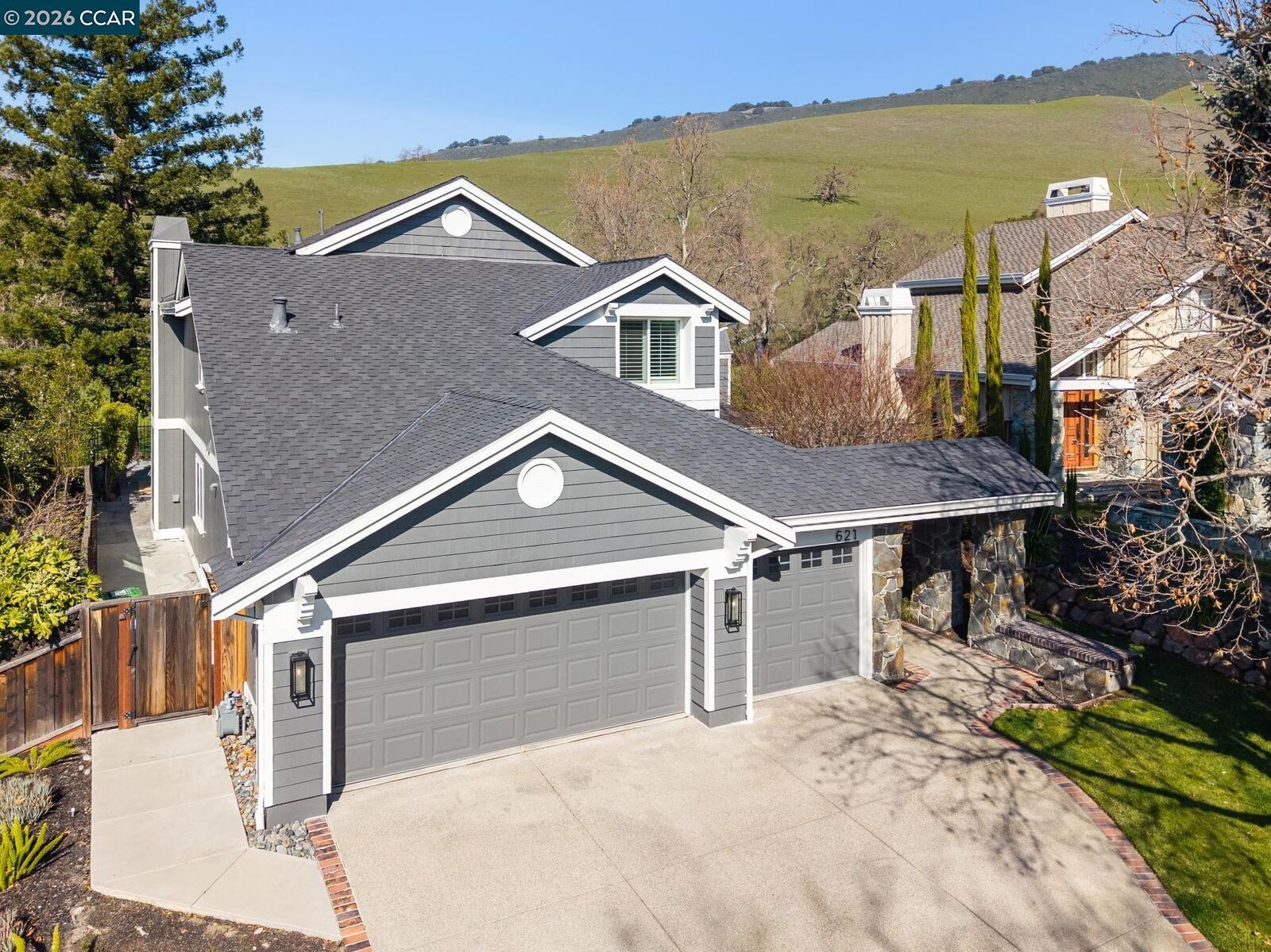 Property Photo: 621 Birchwood Ct CA 94506