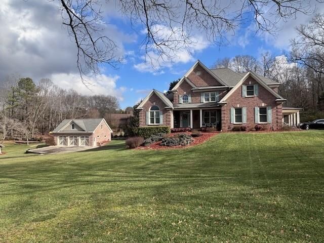 Property Photo:  8015 Hurakan Creek Crossing  GA 30028 