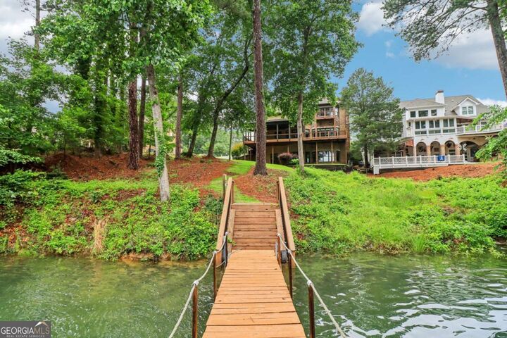 Property Photo: 6219 Woodlake Drive GA 30518