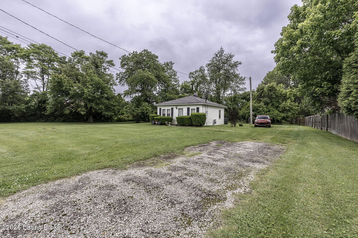 Property Photo:  9416 Old Six Mile Ln  KY 40299 