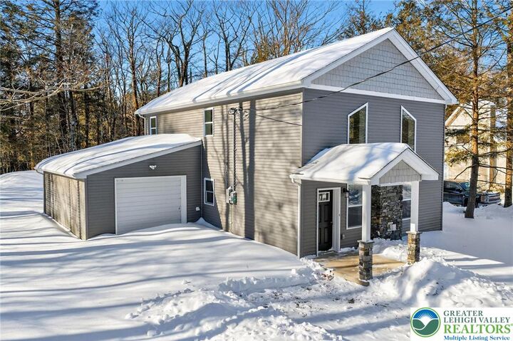 Property Photo: 1073 Westside Drive PA 18445