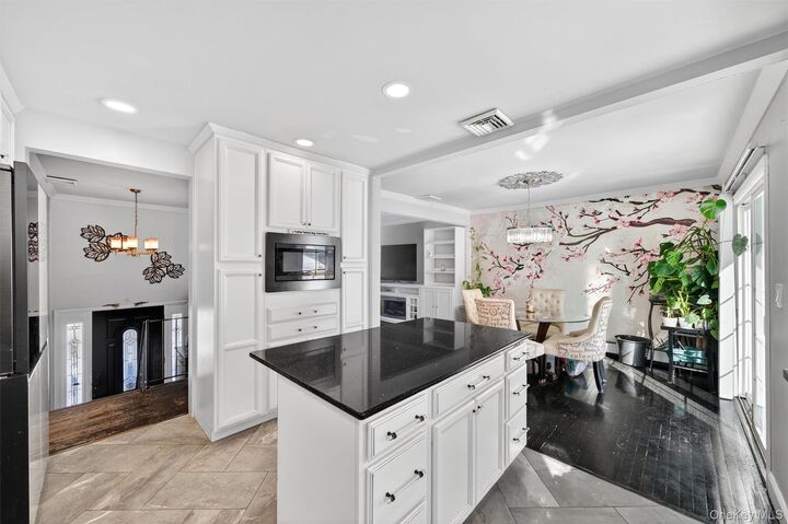 Property Photo: 14 Oneil Circle NY 10950