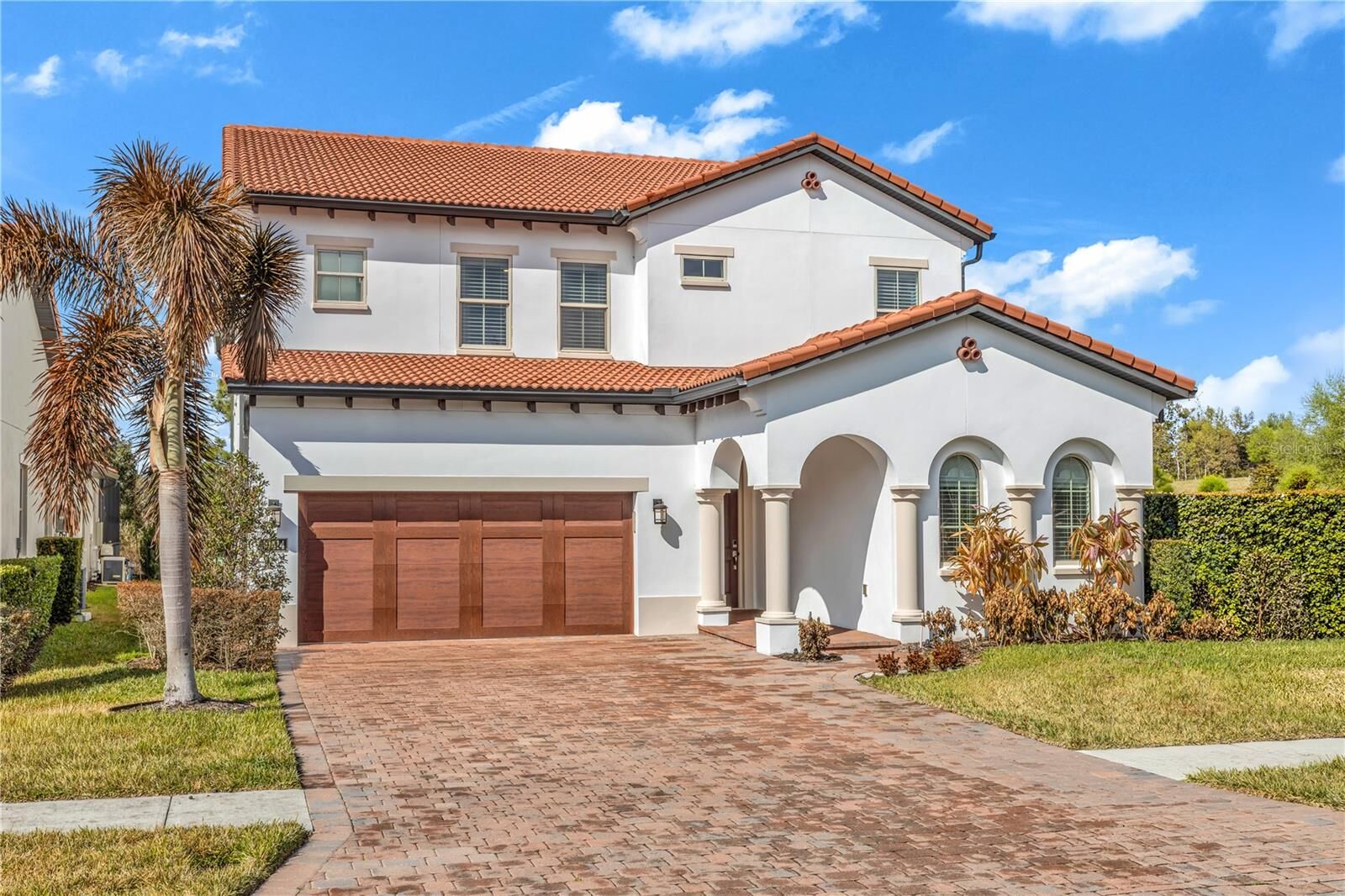 Property Photo:  10414 Royal Cypress Way  FL 32836 