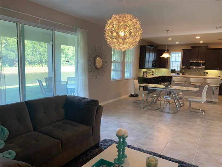 Property Photo: 4845 Maple Park Street FL 32811