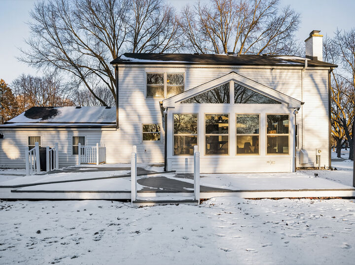 Property Photo:  1205 Briergate Drive  IL 60563 