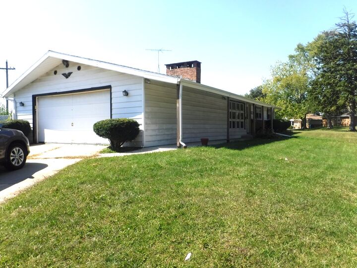 Property Photo:  1256 Marla Terrace  IL 60915 