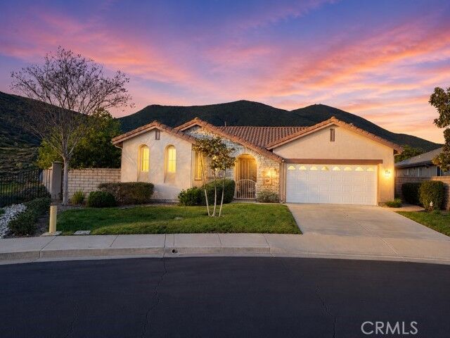 Property Photo: 28128 Summitrose CA 92584