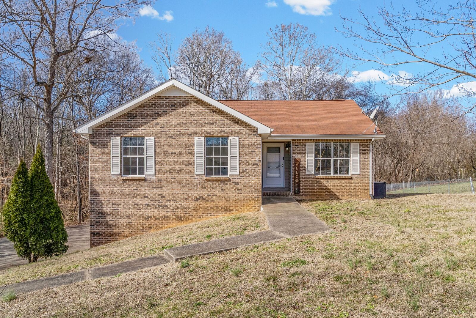 Property Photo:  1315 Hand Dr  TN 37042 