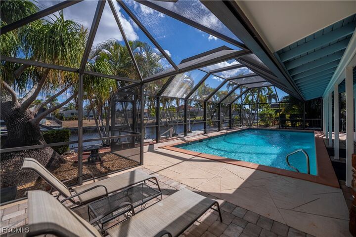 Property Photo:  3511 SE 18th Place  FL 33904 