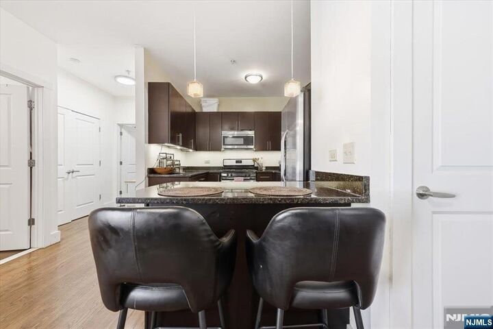 Property Photo: 105-107 Broad Street 204 NJ 07104