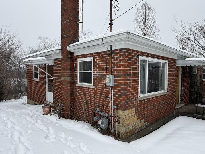 Property Photo:  352 Rose Drive  KY 41001 