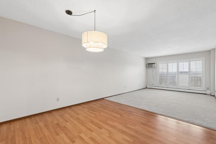 Property Photo:  1111 Elway Street 506  MN 55116 