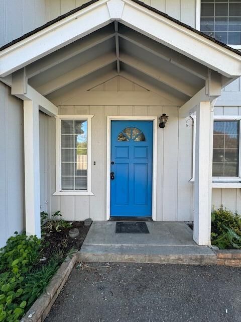 Property Photo: 210 W Main Street OR 97537