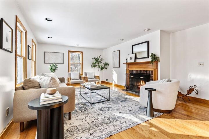 Property Photo:  8 Algonquin Rd  MA 01720 