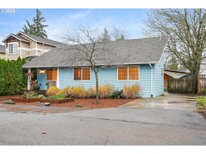 Property Photo:  6106 SE Lambert St  OR 97206 