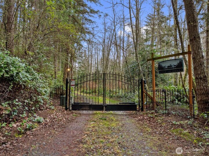 Property Photo:  1059  Evergreen Lane  WA 98249 