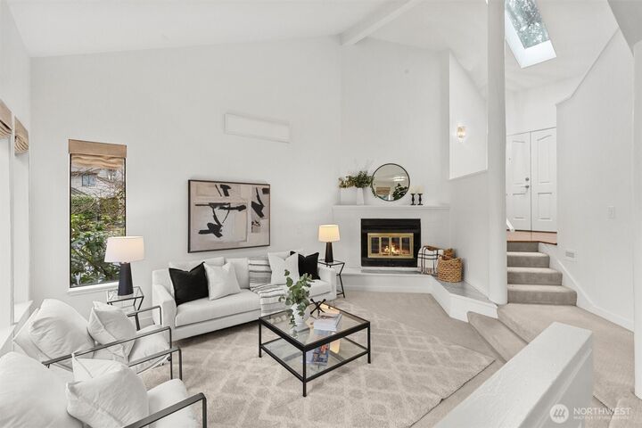 Property Photo:  10  143rd Avenue SE 4  WA 98007 