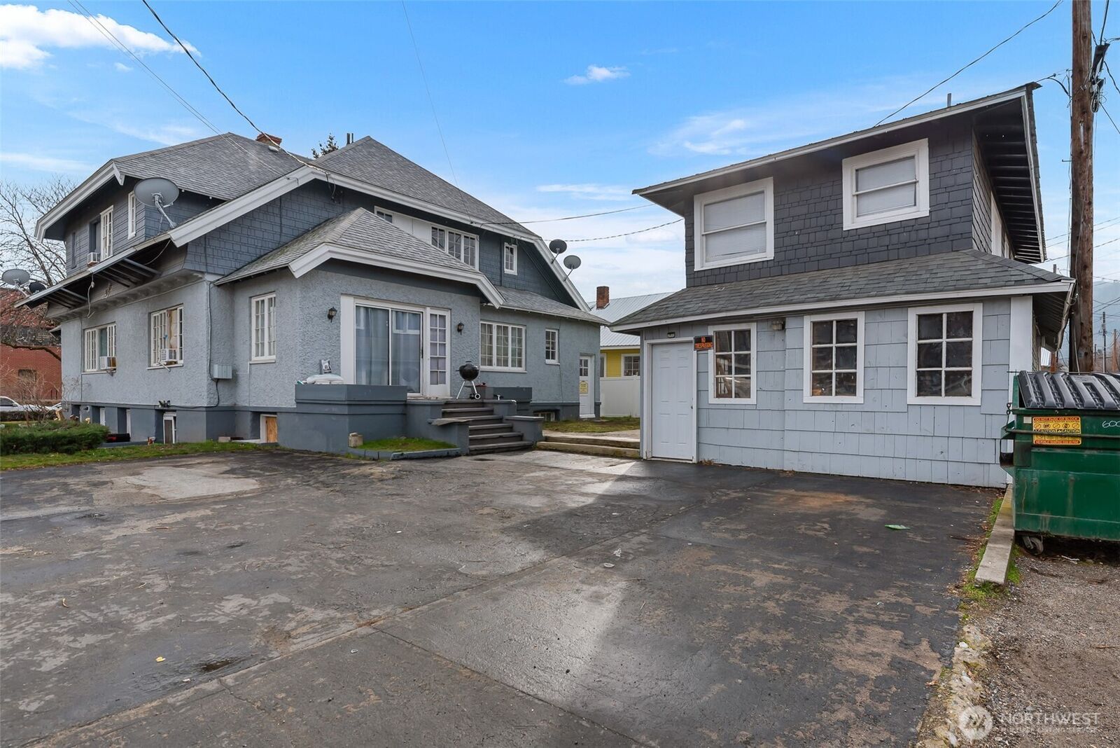 Property Photo:  600  Douglas Street  WA 98801 