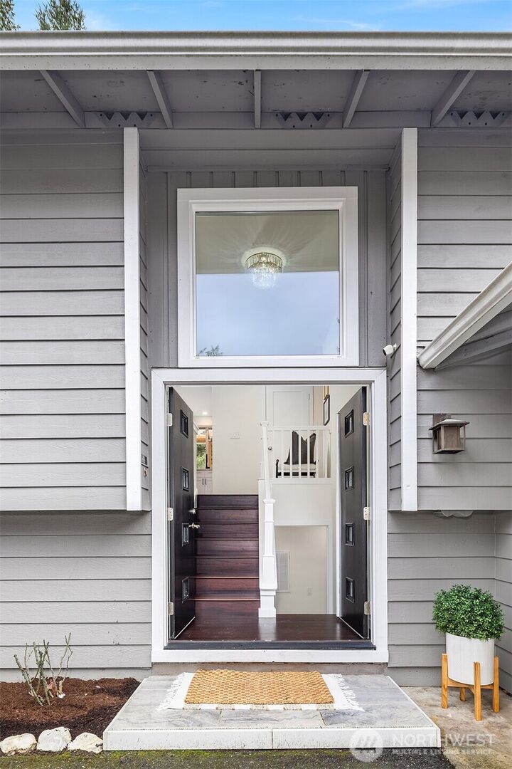 Property Photo:  15950  186th Avenue NE  WA 98072 