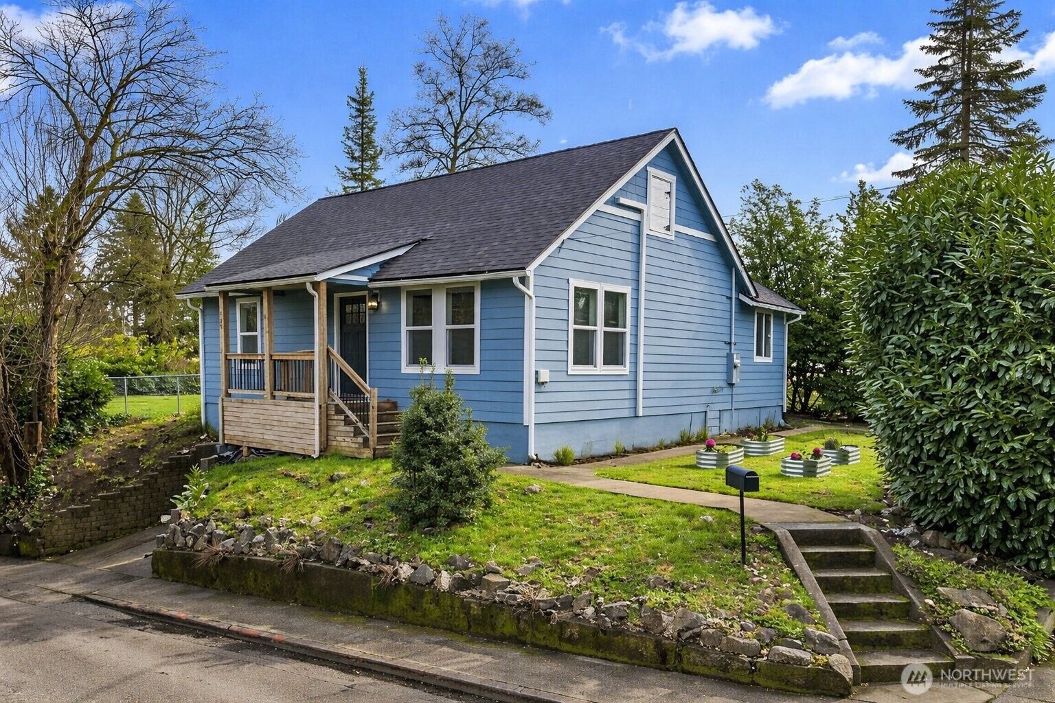 Property Photo:  821  15th Street  WA 98337 