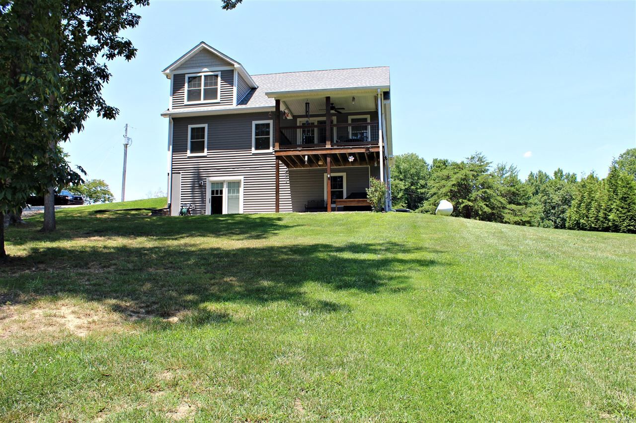 Property Photo: 105 Hidden Cove Road KY 42156