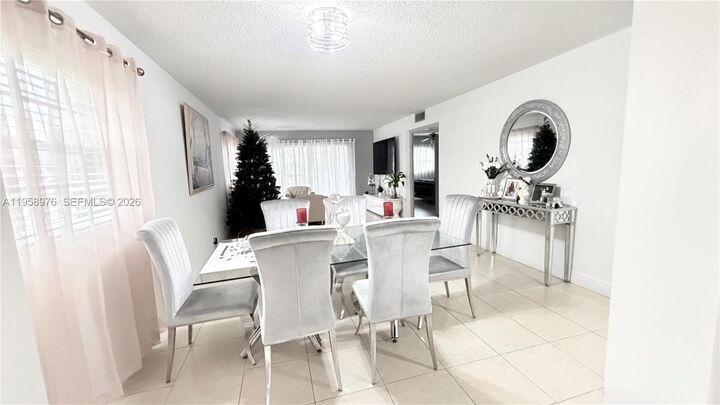 Property Photo: 1200 SW 130th Ave 101G FL 33027