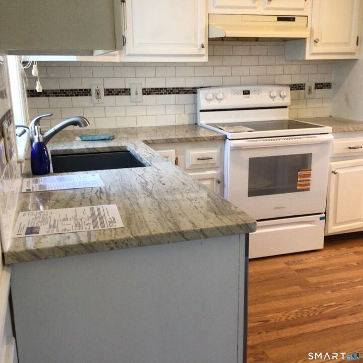 Property Photo:  15 Bon Air Avenue  CT 06907 