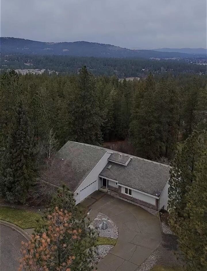 Property Photo:  6134 S Zuni Dr  WA 99206 