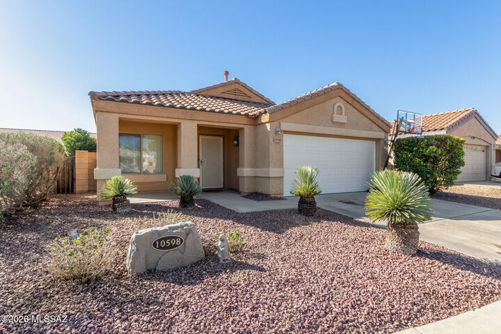 Property Photo:  10598 E Geyer Willow Road  AZ 85747 
