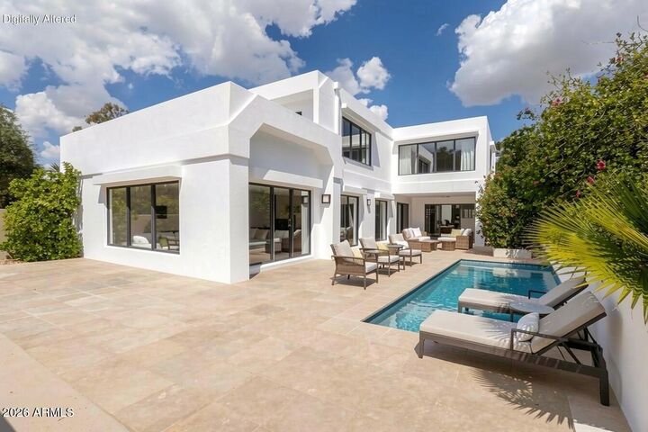Property Photo:  3033 E Claremont Avenue  AZ 85016 