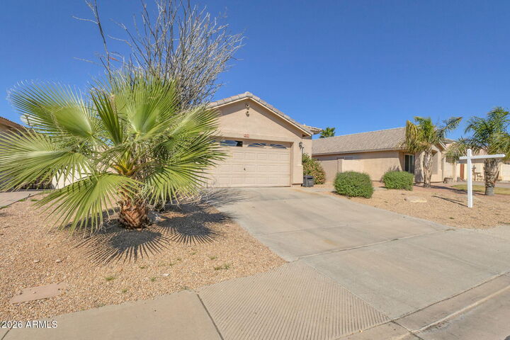Property Photo: 9236 E Medina Avenue AZ 85209