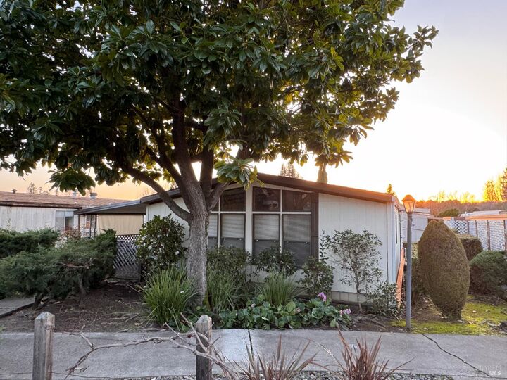 Property Photo:  97 Glenoak Court  CA 95409 