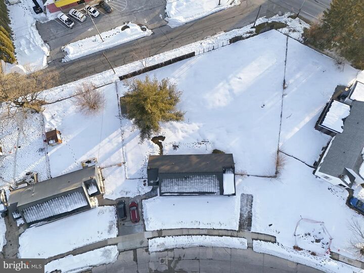 Property Photo: 1058 Kelly Drive PA 17404