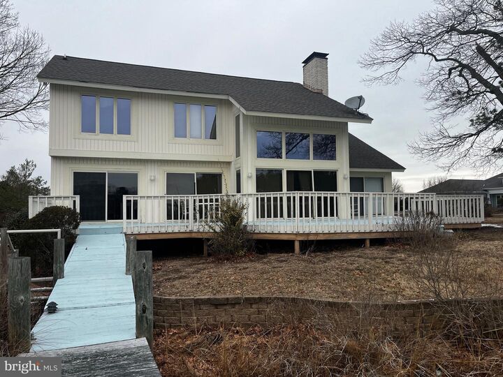 Property Photo: 650 Skipjack Drive VA 22473